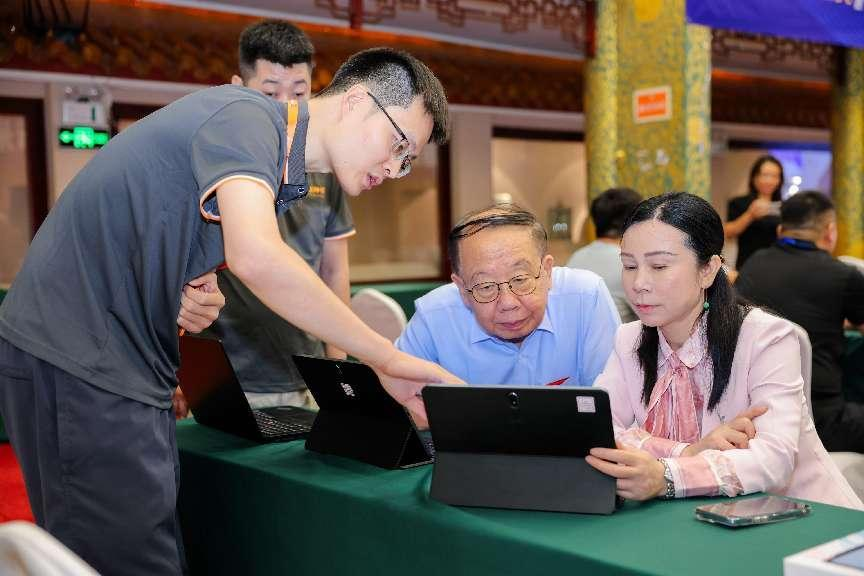 探索“人工智能+教育”新场景共绘AI智习室发展新蓝图(图4)